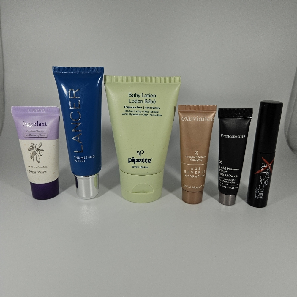 Beauty Lot (6 DELUXE SAMPLE-SIZES + 1 MYSTERY FREE FULL-SIZE)